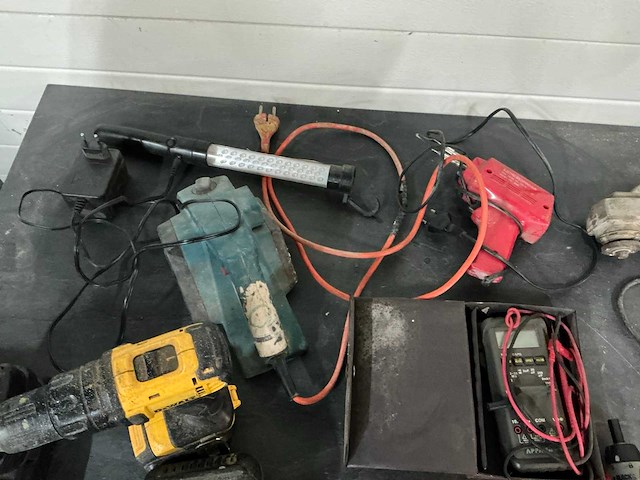 Diverse gereedschap - afbeelding 4 van  10