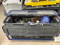 Diverse gereedschappen en bevestigingsmaterialen - afbeelding 3 van  10