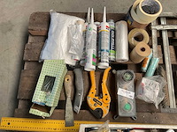 Diverse gereedschappen en onderdelen - afbeelding 2 van  3