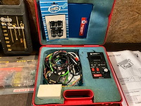 Diverse gereedschappen en testapparatuur - afbeelding 5 van  8