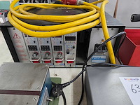 Diverse gereedschappen o.a. olieskimmer, vloeistofpers, hotrunnerkast - afbeelding 4 van  6