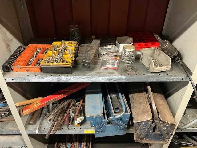 Diverse gereedschappen, onderdelen en lastoebehoren - afbeelding 2 van  22