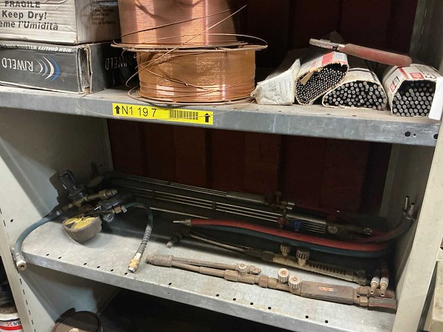 Diverse gereedschappen, onderdelen en lastoebehoren - afbeelding 9 van  22