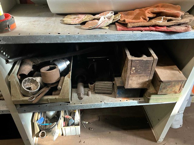 Diverse gereedschappen, onderdelen en lastoebehoren - afbeelding 12 van  22