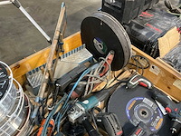 Diverse gereedschappen slijptool-lasdraad-kolomboormachine-koffers-etc - afbeelding 8 van  12