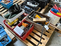 Diverse gereedschappen & toebehoren - afbeelding 1 van  8