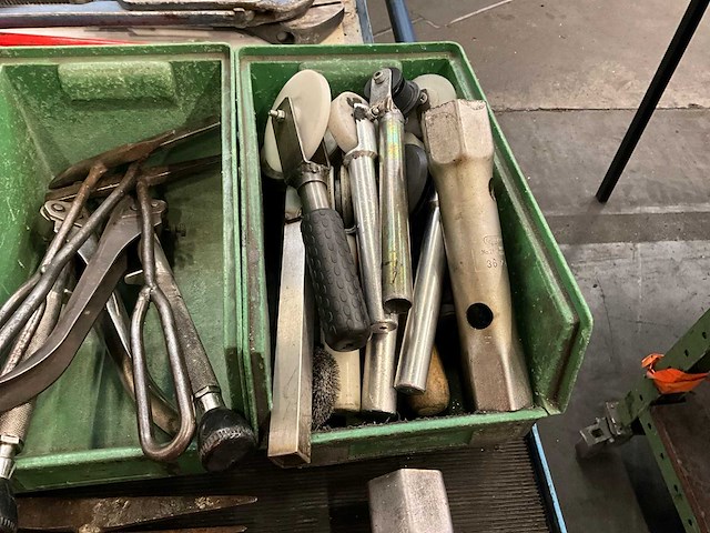 Diverse gereedschappen - afbeelding 9 van  9
