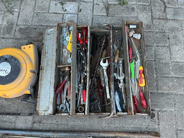 Diverse gereedschappen - afbeelding 3 van  8