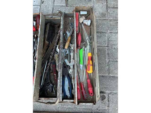 Diverse gereedschappen - afbeelding 4 van  8