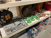 Diverse gereedschappen - afbeelding 1 van  5