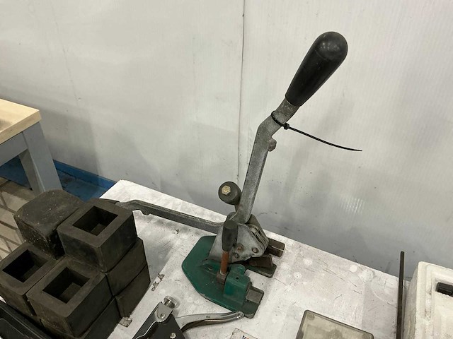 Diverse gereedschappen - afbeelding 2 van  10