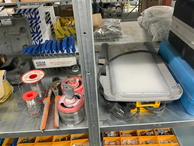 Diverse gereedschappen - afbeelding 4 van  5