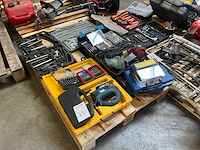Diverse gereedschappen - afbeelding 1 van  11