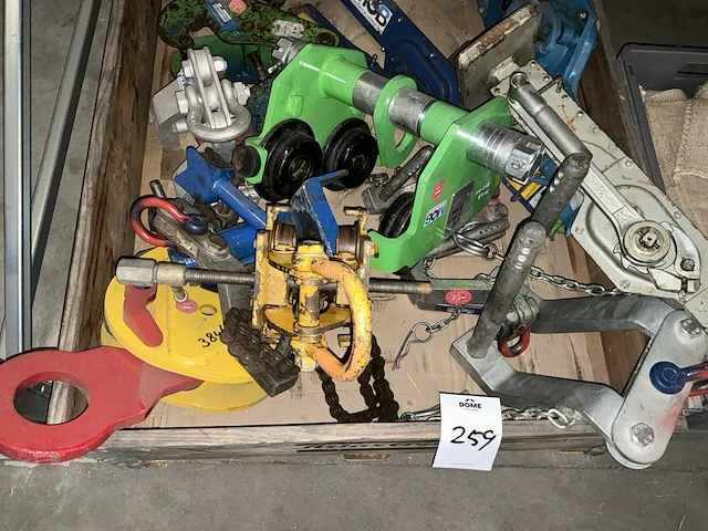 Diverse gereedschappen - afbeelding 3 van  4