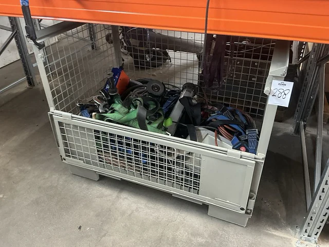 Diverse gereedschappen - afbeelding 1 van  7