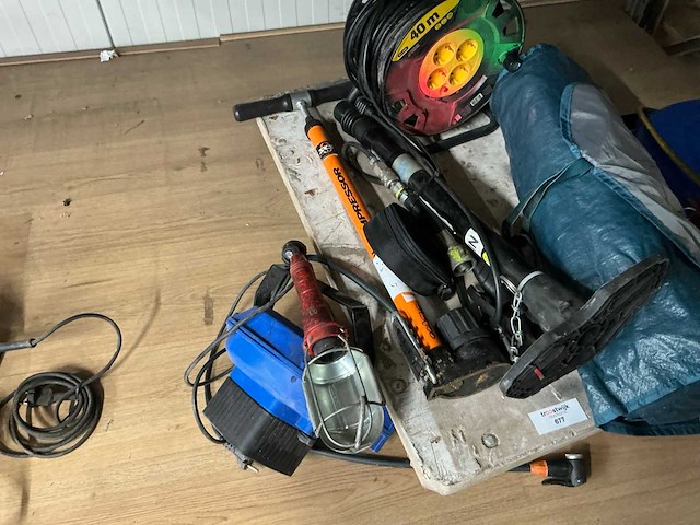Diverse gereedschappen - afbeelding 2 van  3