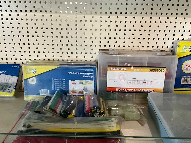 Diverse gereedschappen - afbeelding 8 van  9