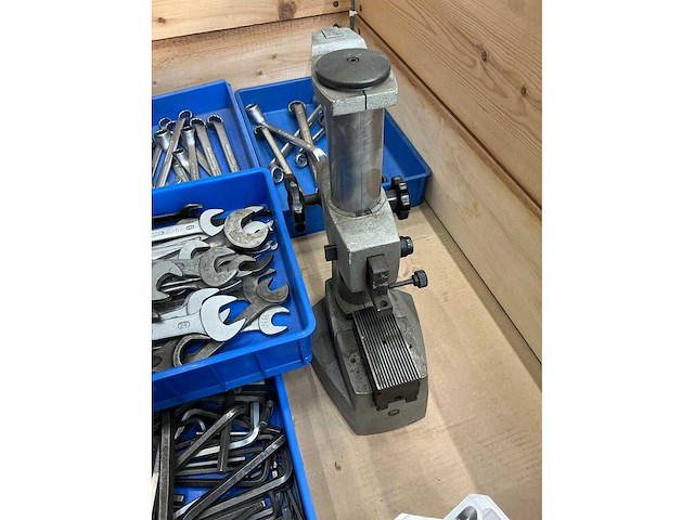 Diverse gereedschappen - afbeelding 6 van  7