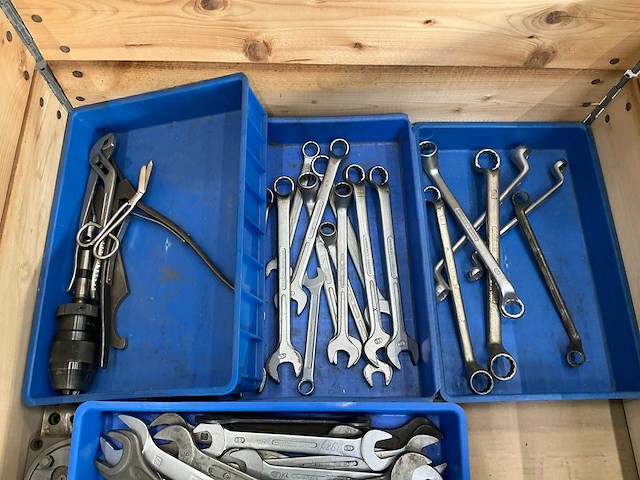 Diverse gereedschappen - afbeelding 7 van  7