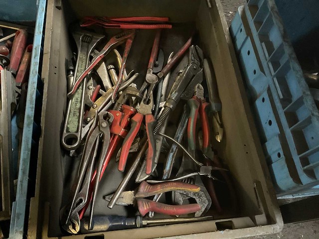 Diverse gereedschappen - afbeelding 6 van  9