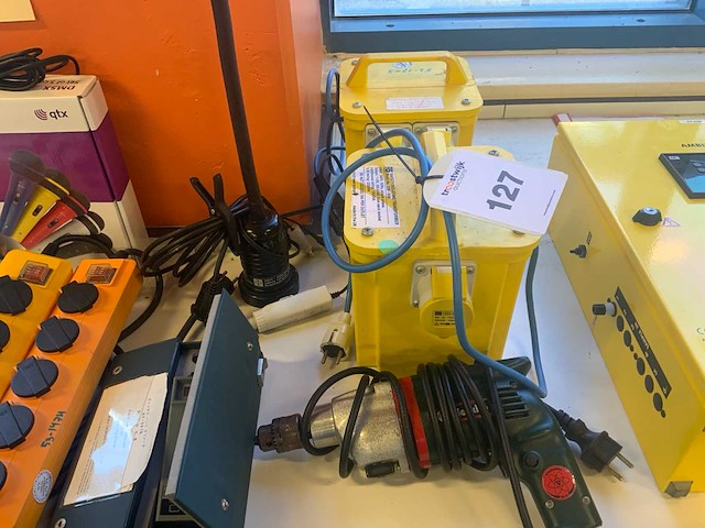 Diverse gereedschappen - afbeelding 4 van  5