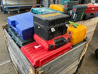 Diverse gereedschapskoffers - afbeelding 3 van  3