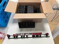 Diverse gereedschapswanden en magazijnbakken - afbeelding 2 van  6