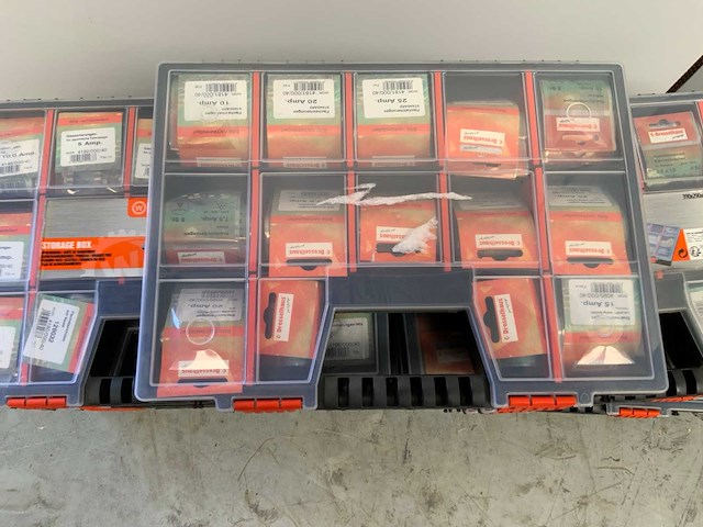 Diverse gevulde koffers - gereedschapskoffers (9x) - afbeelding 6 van  6