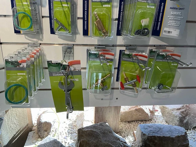 Diverse gimeg kampeer gas toebehoren - afbeelding 3 van  15