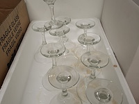 Diverse glas- en kristalglas - afbeelding 2 van  13