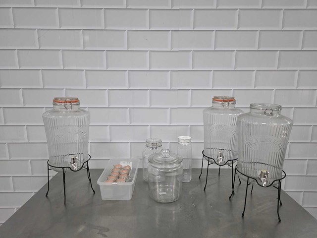 Diverse glas- en weekpotten (15x) - afbeelding 1 van  6