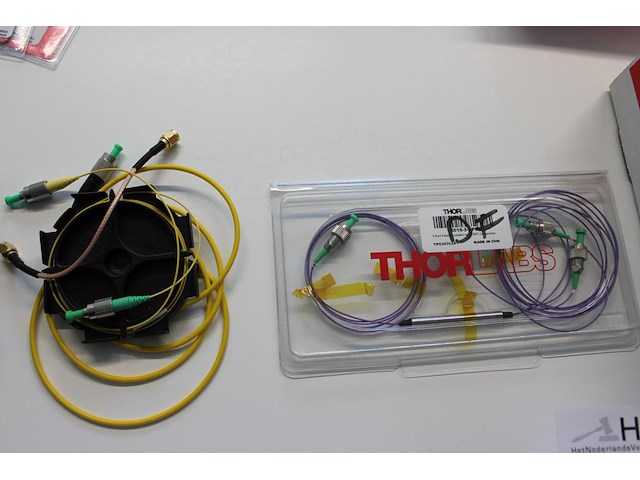Diverse glasvezel/ fiber optic componenten thor labs wo rx10af, mtdevhl1 en gc20. - afbeelding 5 van  10