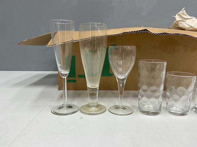 Diverse glazen (40x) - afbeelding 4 van  6