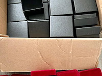 Diverse gouden en zilveren sierraden nieuw en gebruikt. - afbeelding 9 van  18