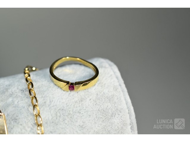 Diverse gouden sieraden - afbeelding 3 van  8