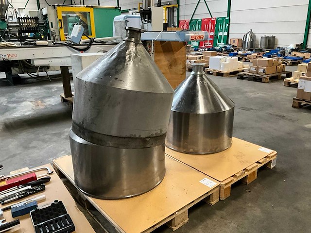 Diverse granulaat spuitgiet vultrechter (3x) - afbeelding 2 van  3