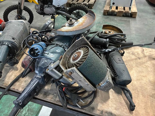 Diverse haakse slijpmachines (4x) - afbeelding 4 van  4