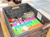 Diverse haarproducten in krat - afbeelding 2 van  2