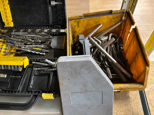 Diverse handgereedschap - afbeelding 3 van  5