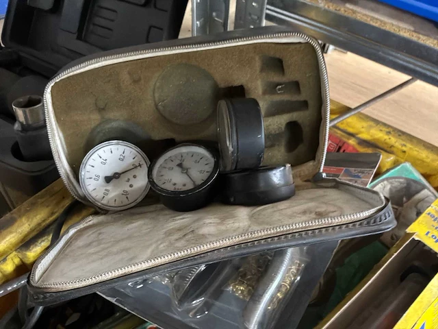 Diverse handgereedschap - afbeelding 4 van  5