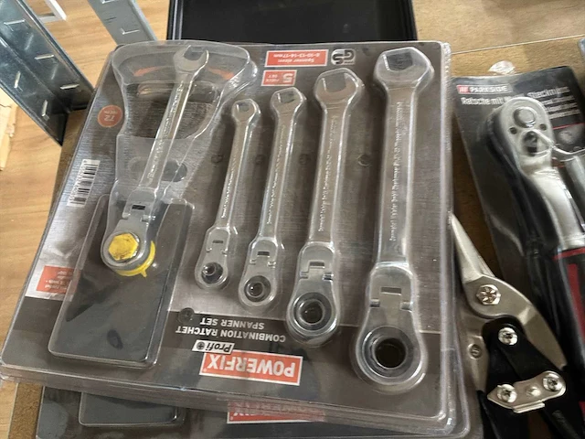 Diverse handgereedschap - afbeelding 1 van  3