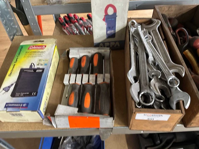 Diverse handgereedschap - afbeelding 2 van  3