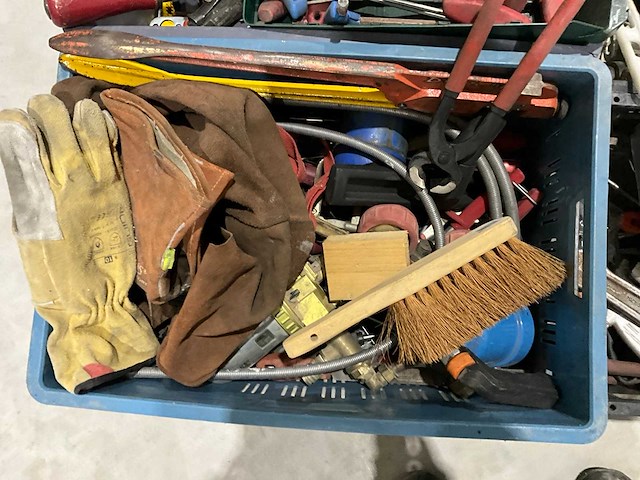 Diverse handgereedschap - afbeelding 2 van  2