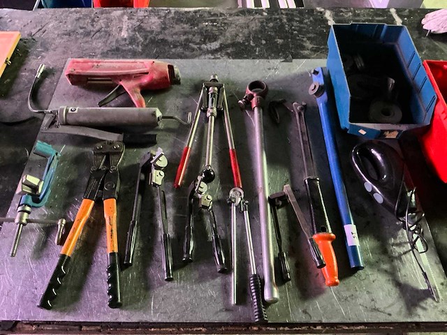 Diverse handgereedschap - afbeelding 2 van  8
