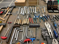 Diverse handgereedschap - afbeelding 4 van  8