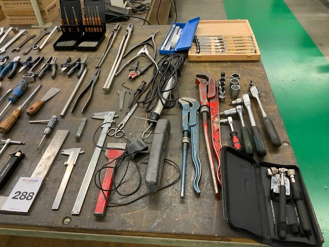 Diverse handgereedschap - afbeelding 8 van  8