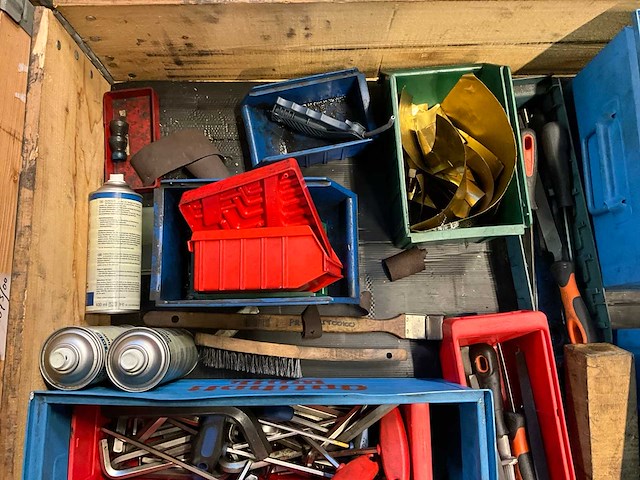 Diverse handgereedschappen - afbeelding 3 van  5