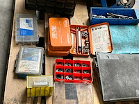 Diverse handgereedschappen - afbeelding 5 van  5