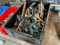 Diverse handgereedschappen - afbeelding 2 van  5
