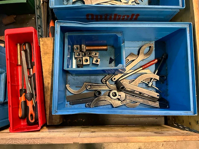 Diverse handgereedschappen - afbeelding 3 van  5